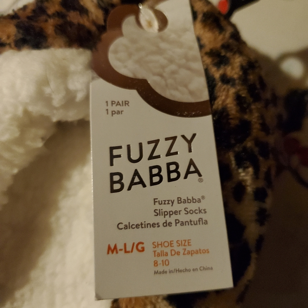 NWT fuzzy slippers